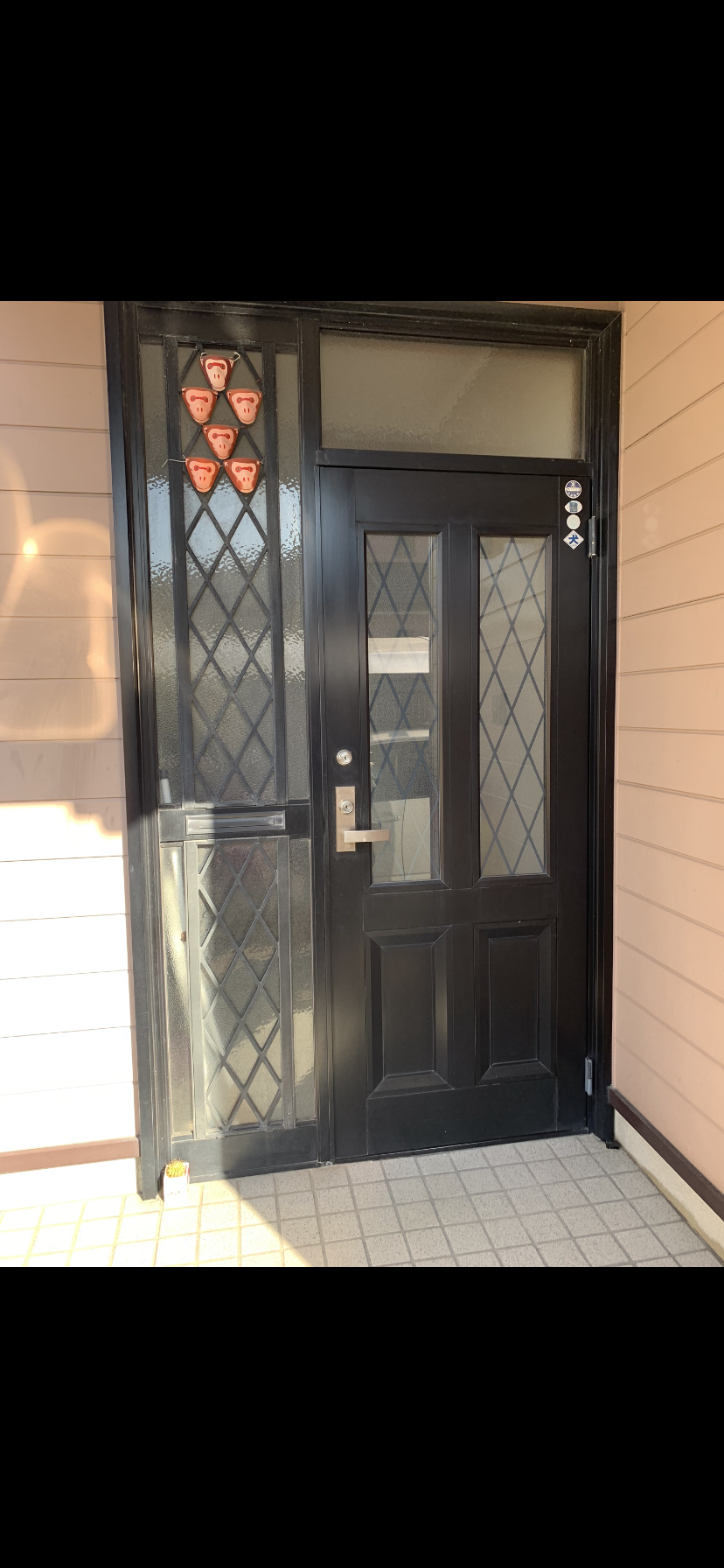 さくらエステート 大牟田店の1DAYリフォーム！　玄関取替工事♪　の施工前の写真1