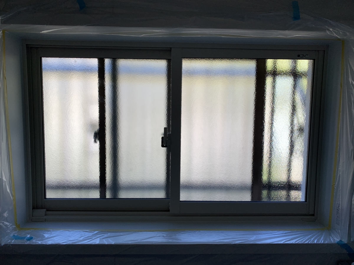 福岡トーヨー 大牟田店のトイレと浴室に内窓　インプラスの施工後の写真2