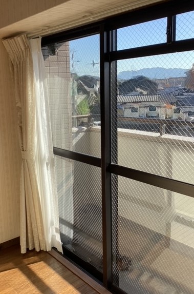 さくらエステート 大牟田店の断熱効果　インプラスの施工前の写真1