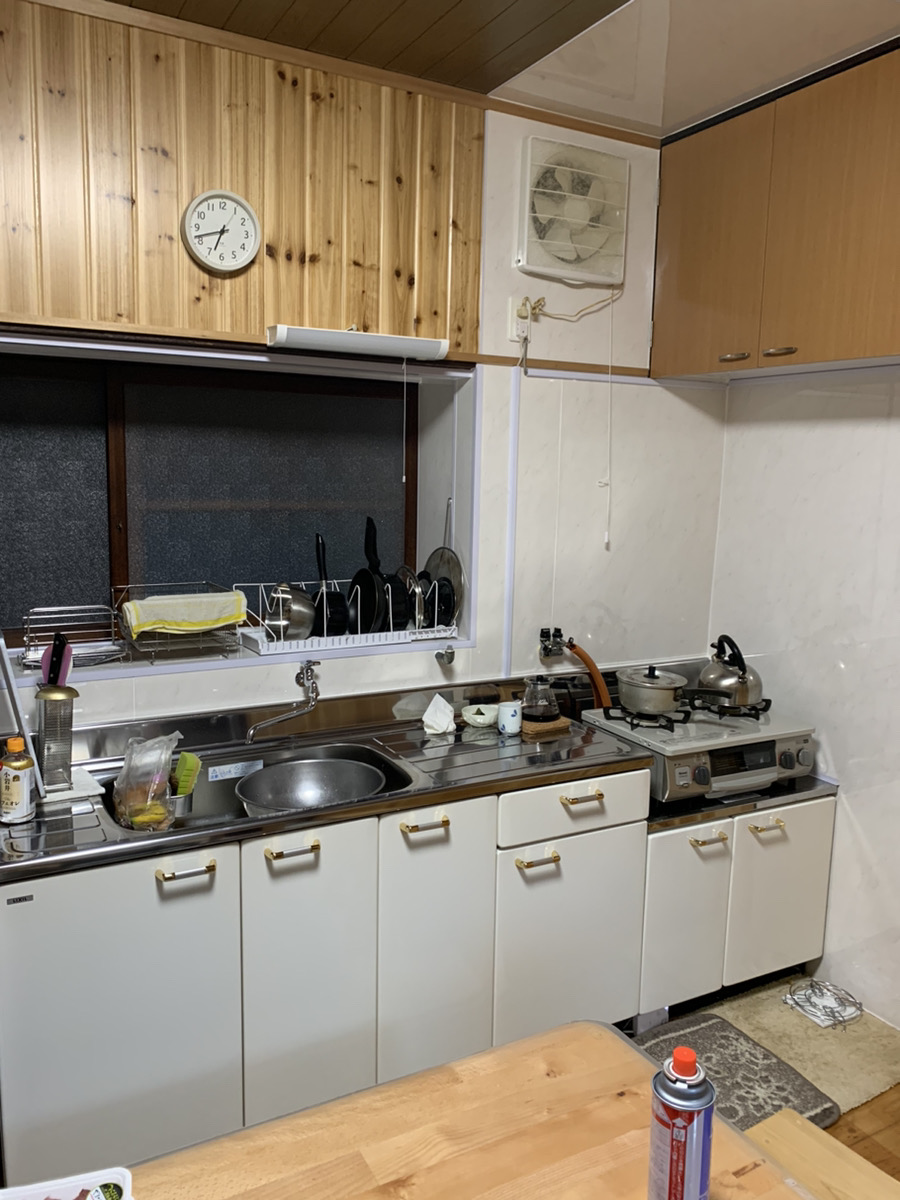 福岡トーヨー 大牟田店のキッチンを取り（🐤）替え（🐸）ました。の施工後の写真2