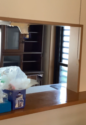 さくらエステート 大牟田店の吊戸棚ごと取っちゃいました！の施工前の写真3