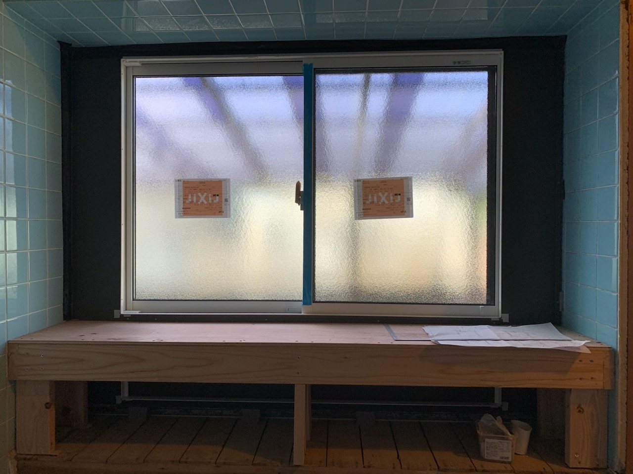 さくらエステート 大牟田店の先進的窓リノベ・こどもエコ住まい補助金とバスルーム工事の施工後の写真1