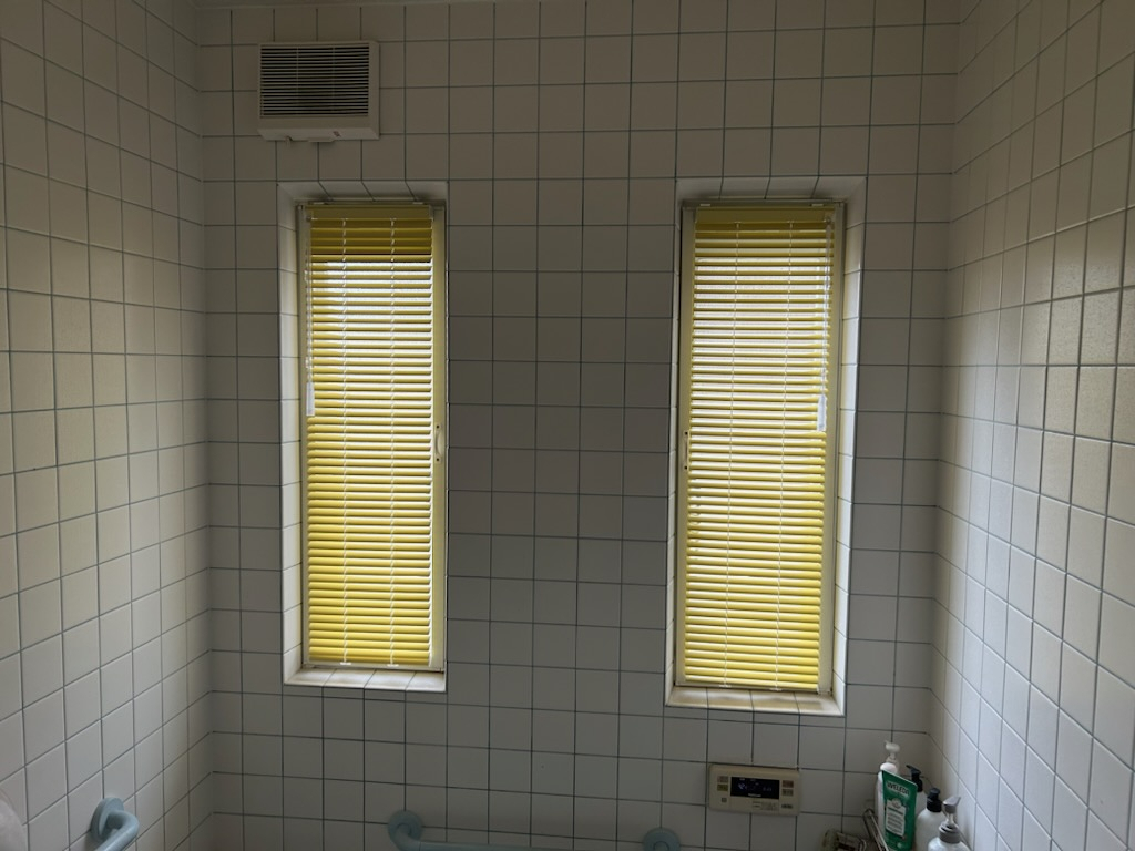 さくらエステート 大牟田店の浴室ブラインド＆素敵なトイレリフォーム　（お客様のセンスが光る内装クロス仕上げ）の施工後の写真2