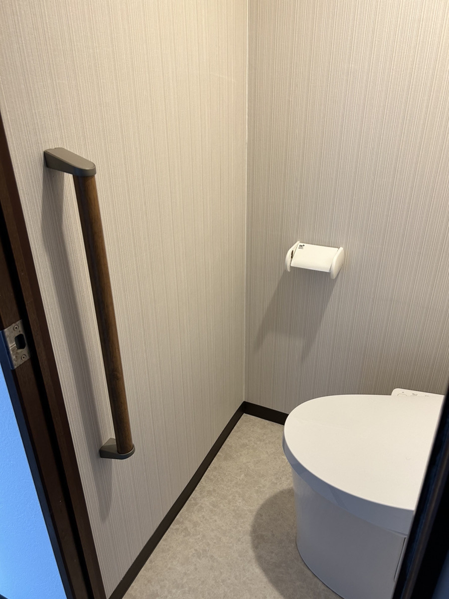 さくらエステート 大牟田店の条件が整えば約2時間でトイレも新品！　便座もあったか！(^^♪の施工後の写真3