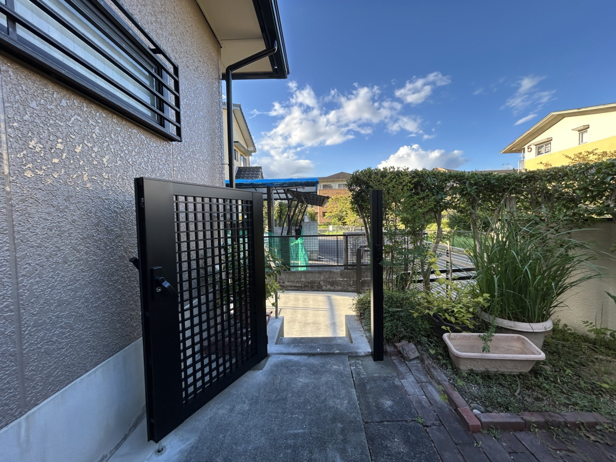 KM様　オーダー依頼用写真イメージ OG264033LCR オーデリック 高演色LED エクステリア ポーチライト