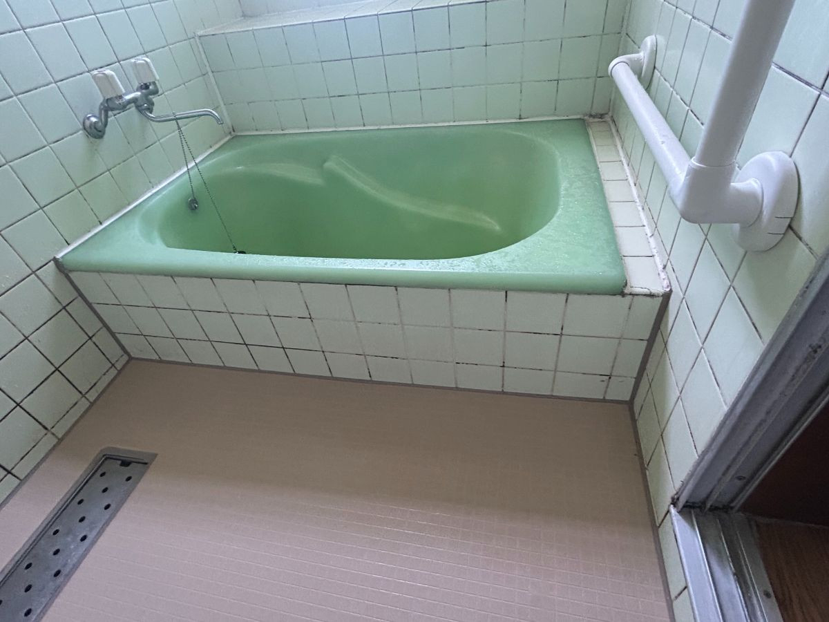 さくらエステート 大牟田店の壊さずキレイ！床が冷たい浴室を快適に！築40年の家のお風呂改善事例の施工後の写真2